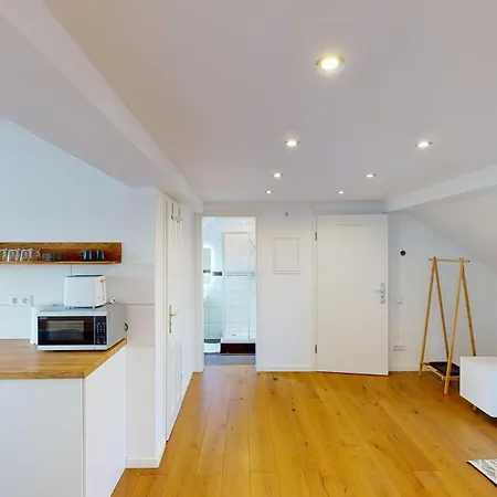 Yuva Homes Am Kurpark 아파트 *