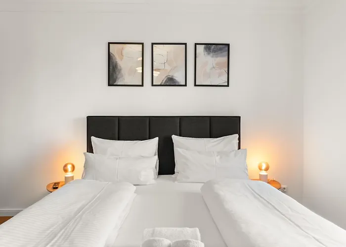 Yuva Homes Am Kurpark - Bright Collection شقة
